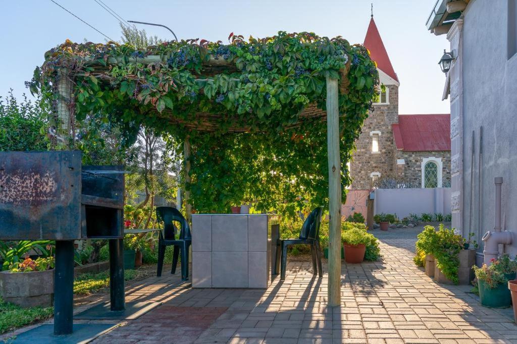 Keetmanshoop Self-Catering Hotel Exterior photo