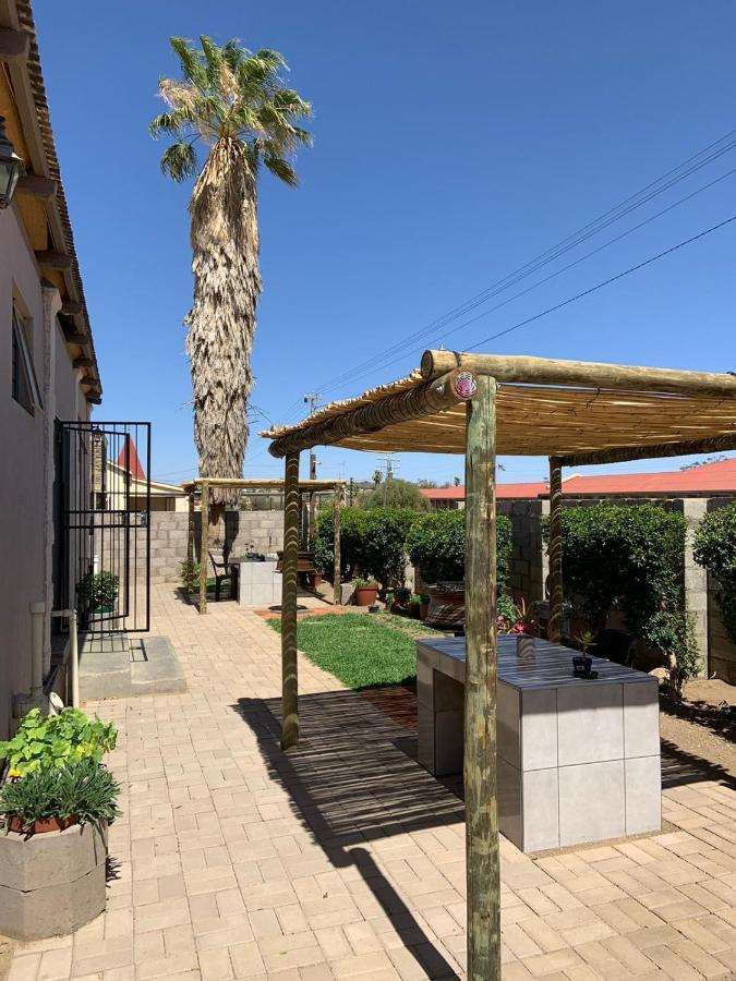 Keetmanshoop Self-Catering Hotel Exterior photo